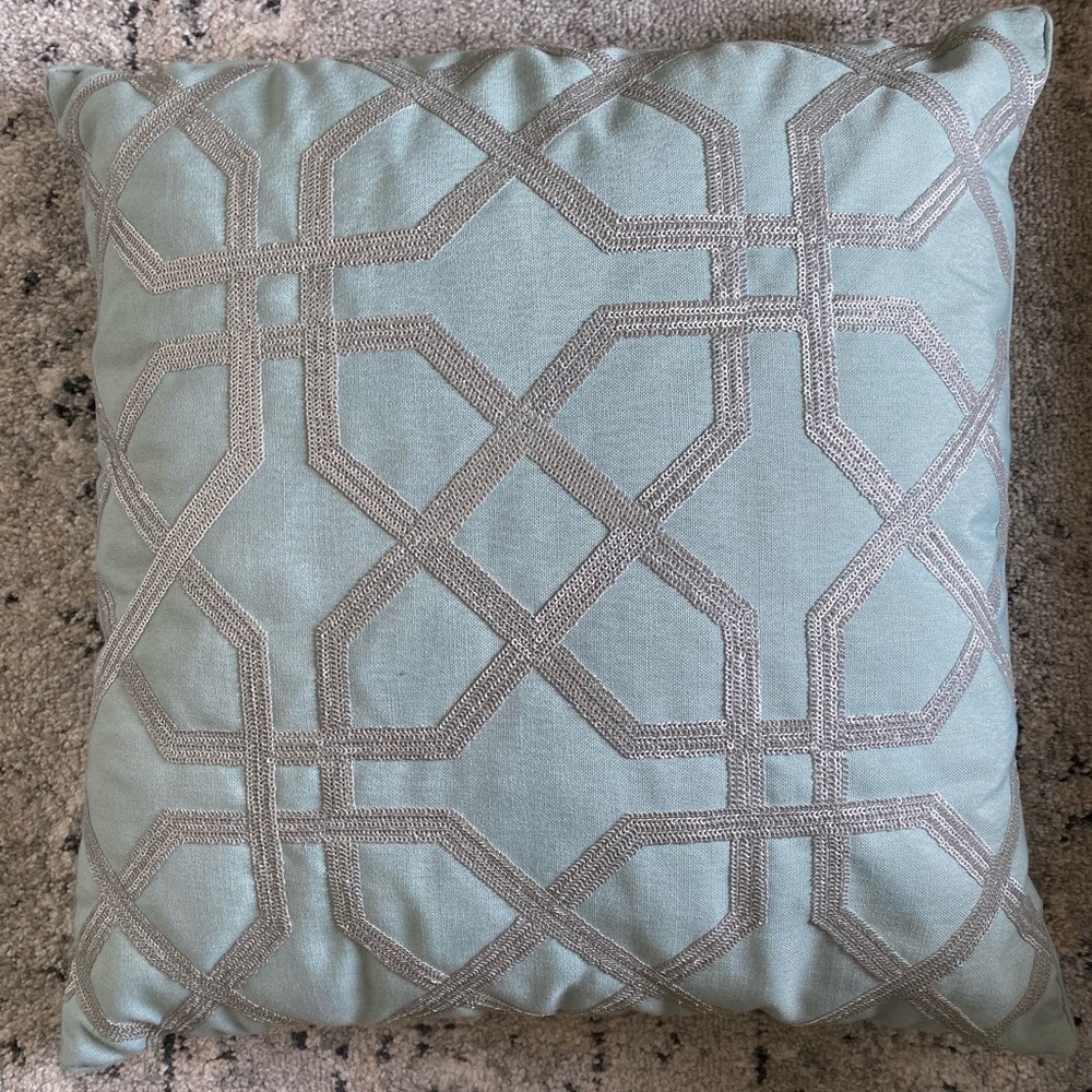 18”x18” Aqua blue accent pillow